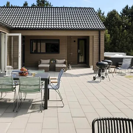 Villavilla 934 - Marielyst, Lollandfalstermon